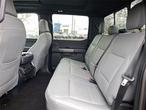 Used 2022 Ford F150 XLT w/ Equipment Group 302A High image 10