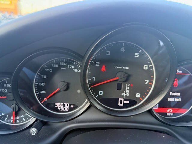 Used 2014 Porsche Panamera image 16