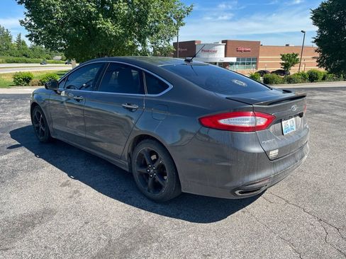 Used 2015 Ford Fusion Titanium FWD image 4