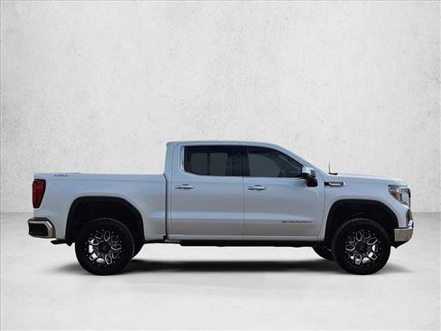 Used 2019 GMC Sierra 1500 SLT AWD/4WD image 4