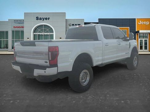 Used 2022 Ford F350 Platinum AWD/4WD image 7