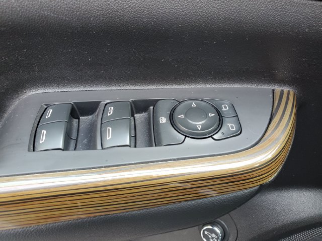 Certified 2021 GMC Acadia SLE w/ Driver Convenience Package FWD image 19