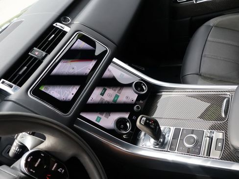 Used 2020 Land Rover Range Rover Sport HST image 20