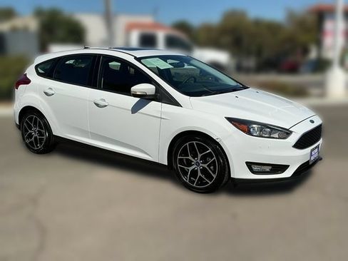 Used 2018 Ford Focus SEL FWD image 7