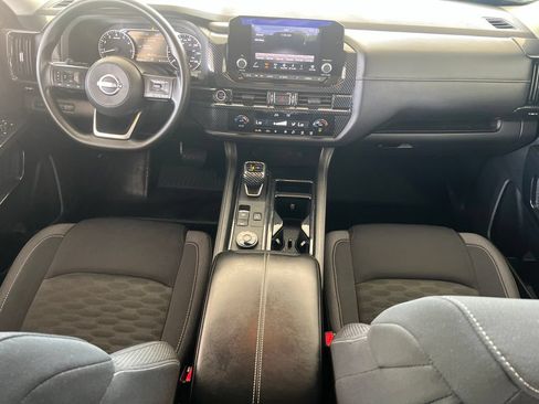 Certified 2024 Nissan Pathfinder S AWD/4WD image 17