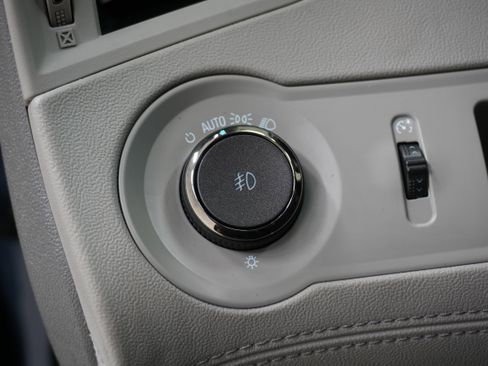 Used 2013 Buick LaCrosse Leather image 19