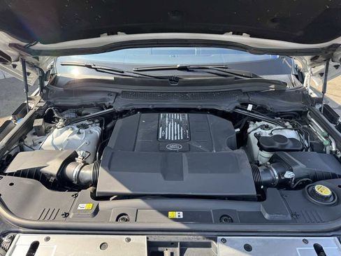 Used 2017 Land Rover Range Rover Supercharged image 62