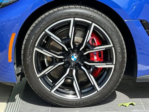 Used 2023 BMW i4 eDrive40 w/ M Sport Package image 32