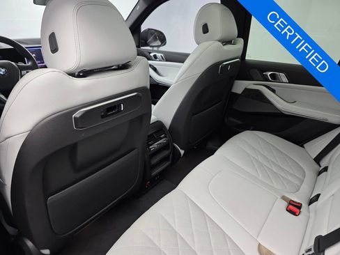 Certified 2024 BMW X5 sDrive40i w/ Premium Package RWD image 15