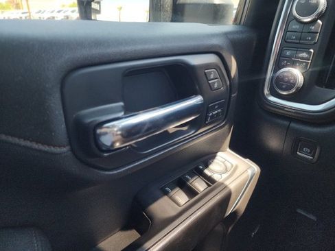 Used 2022 GMC Sierra 2500 AT4 w/ AT4 Preferred Package image 50