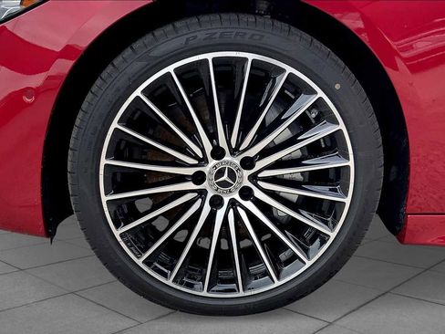 Used 2025 Mercedes-Benz C 300 Sedan image 18