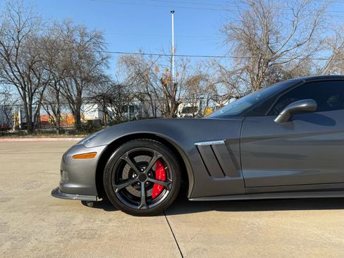 Used 2011 Chevrolet Corvette Grand Sport w/ Preferred Equipment Group image 18