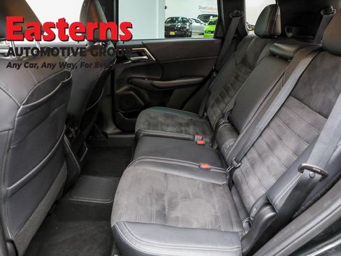 Used 2023 Mitsubishi Outlander SE AWD/4WD image 21