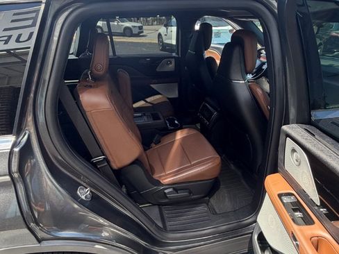 Used 2020 Lincoln Aviator Reserve w/ Equipment Group 201A RWD image 36