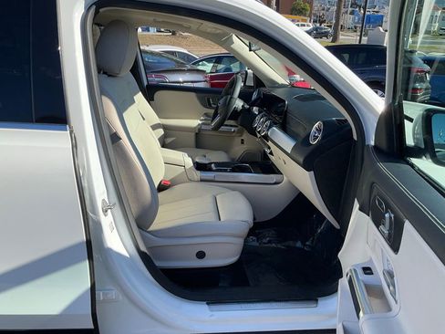 Used 2021 Mercedes-Benz GLB 250 image 65