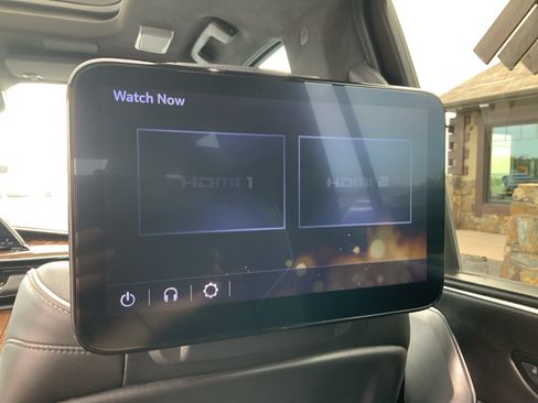 Used 2022 Cadillac Escalade ESV Sport Platinum AWD/4WD image 20
