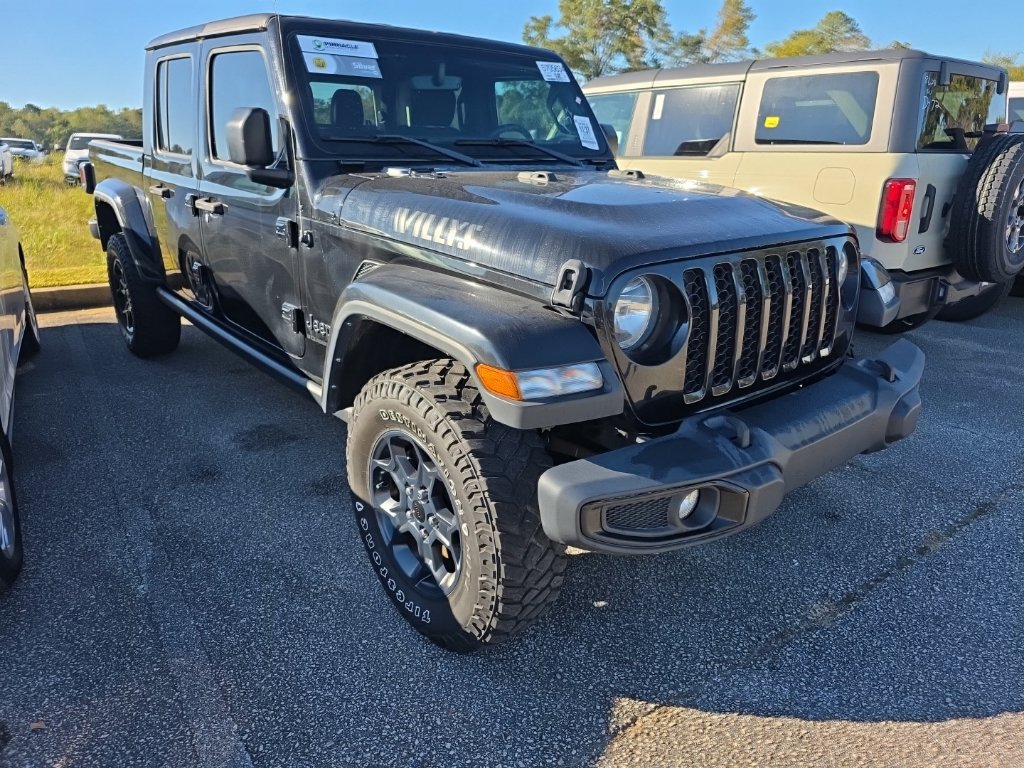 Used 2023 Jeep Gladiator Sport AWD/4WD image 11