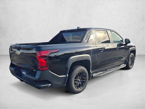 Used 2024 Chevrolet Silverado EV W/T AWD/4WD image 5