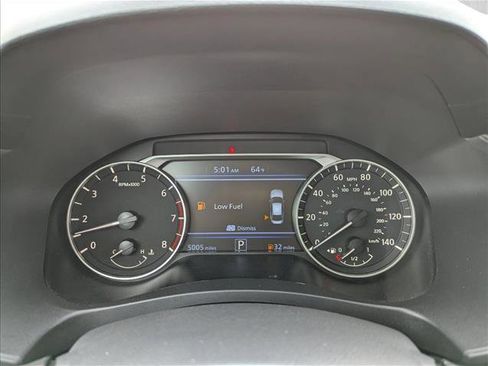 Used 2025 Nissan Altima 2.5 SV image 16