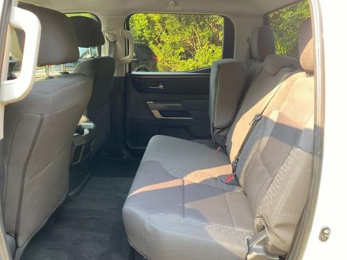 Used 2024 Toyota Tundra SR5 w/ SR5 Convenience Package AWD/4WD image 9