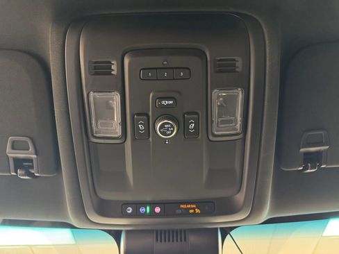 Used 2024 Chevrolet Tahoe Z71 w/ Luxury Package AWD/4WD image 44