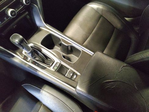 Used 2018 Honda Accord Sport image 26