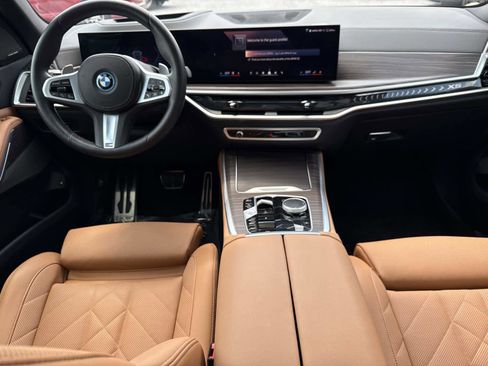 Used 2024 BMW X5 xDrive50e w/ M Sport Package AWD/4WD image 17
