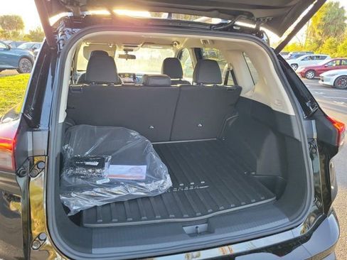 New 2026 Nissan Rogue Rock Creek image 5