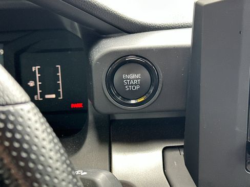 Used 2025 Toyota Tacoma SR5 image 19