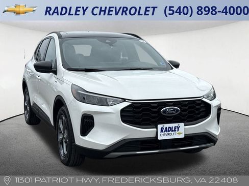 Used 2025 Ford Escape ST-Line w/ Equipment Group 301A image 22