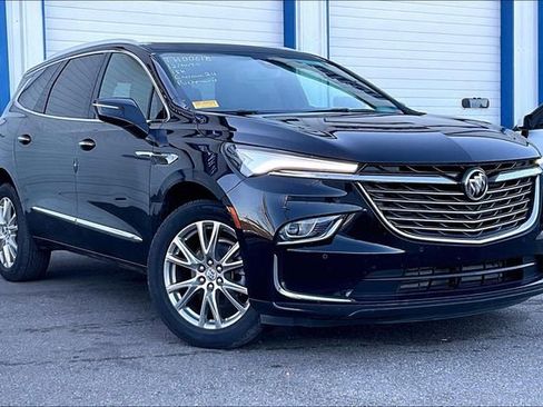 Used 2024 Buick Enclave Essence w/ Experience Buick Package image 1