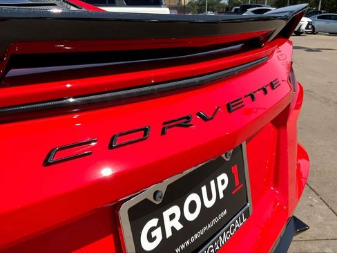 Used 2020 Chevrolet Corvette Stingray Premium Cpe w/ 3LT Preferred Equipment Group image 26