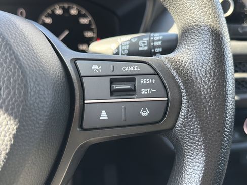 Certified 2024 Honda HR-V LX image 25