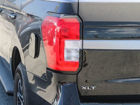 Used 2024 Ford Expedition XLT AWD/4WD image 7