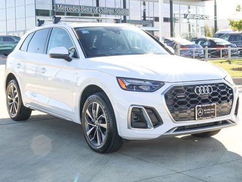 Used 2024 Audi Q5 2.0T Premium Plus image 3