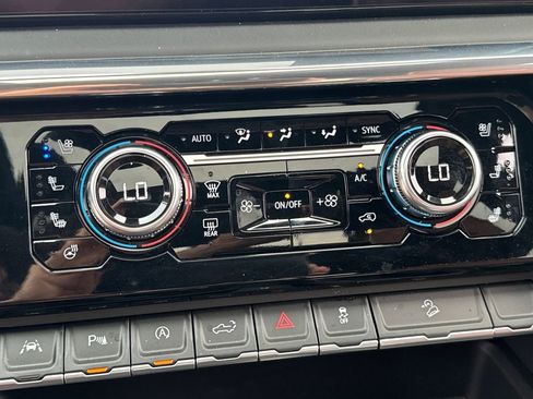 Used 2026 GMC Sierra 1500 Denali Ultimate image 21