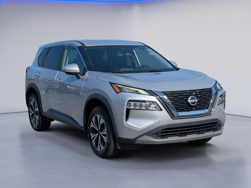 Used 2023 Nissan Rogue SV AWD/4WD image 5