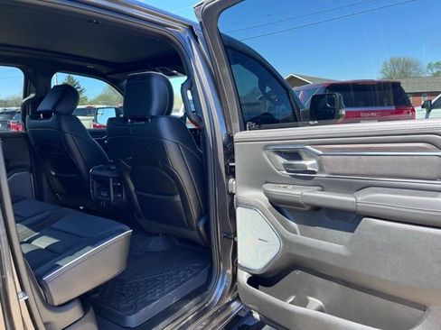 Used 2025 RAM 1500 Laramie w/ Night Edition AWD/4WD image 19