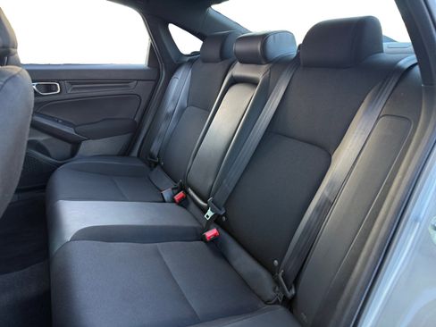 Used 2025 Honda Civic Sport image 13