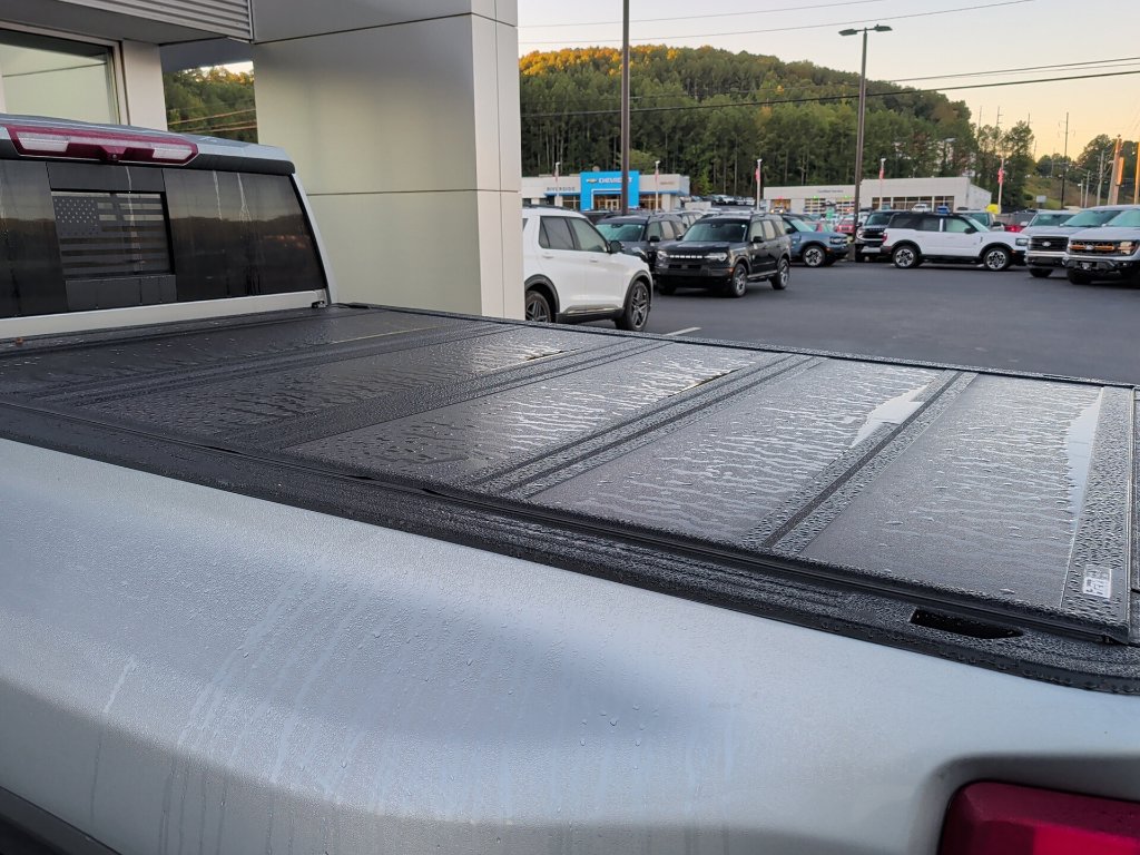Used 2024 Chevrolet Silverado 3500 LTZ AWD/4WD image 6