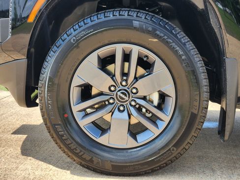 New 2026 Nissan Frontier SV RWD image 11