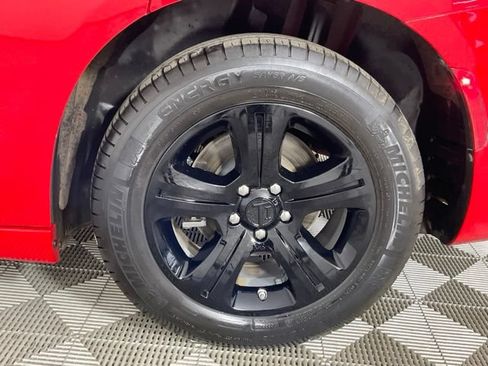 Used 2023 Dodge Charger SXT RWD image 9