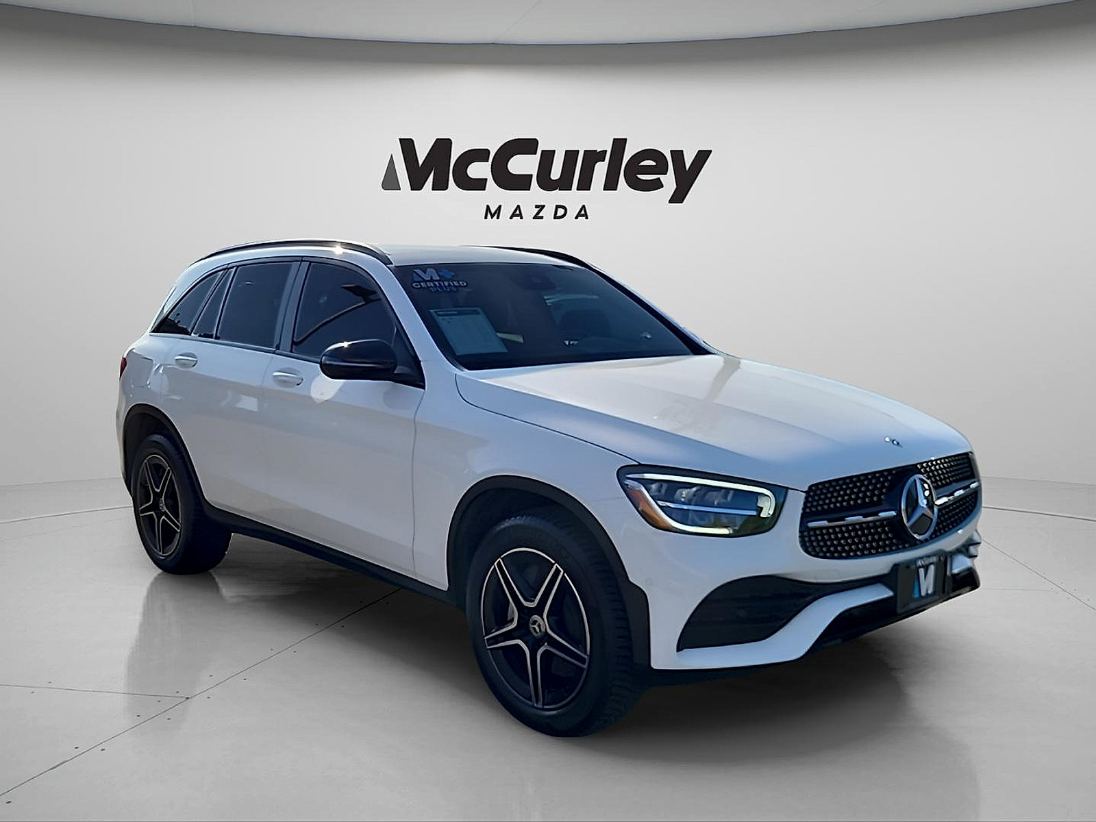 Used 2022 Mercedes-Benz GLC 300 4MATIC image 1