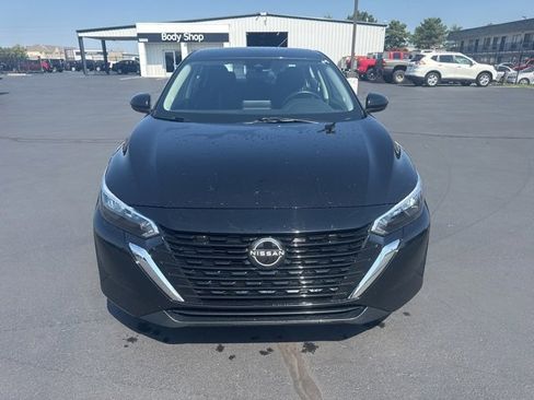 Used 2024 Nissan Sentra SV image 8