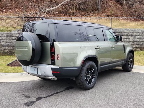 Used 2025 Land Rover Defender 130 S image 2