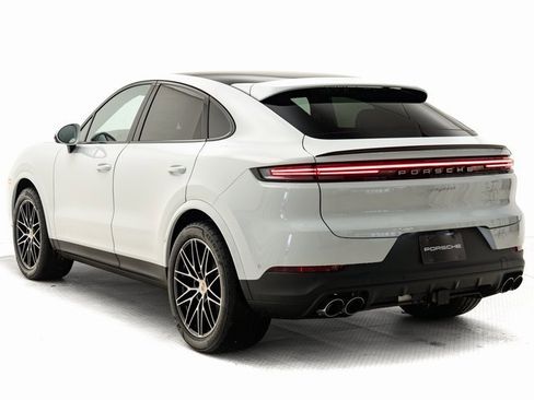 New 2026 Porsche Cayenne Coupe image 3
