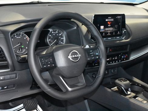 New 2026 Nissan Rogue SV w/ Cold Weather Package AWD/4WD image 2