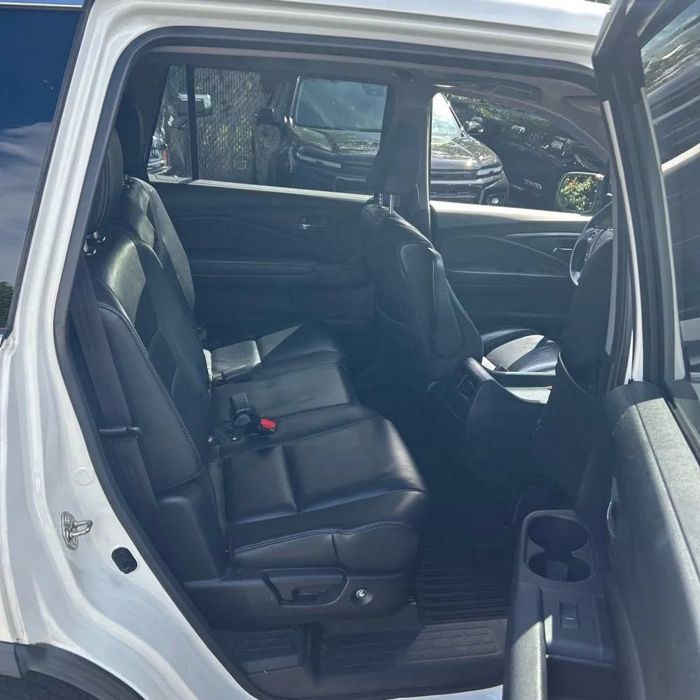 Used 2017 Honda Pilot EX-L image 12