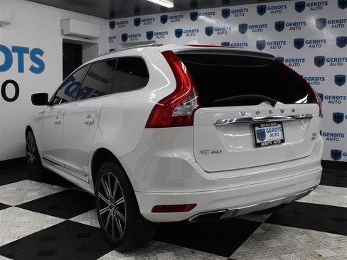 Used 2015 Volvo XC60 T5 image 2