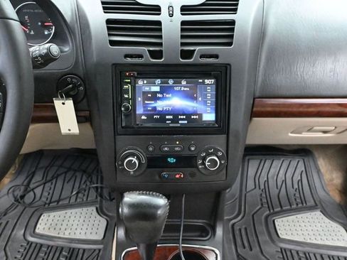 Used 2006 Chevrolet Malibu LTZ image 30